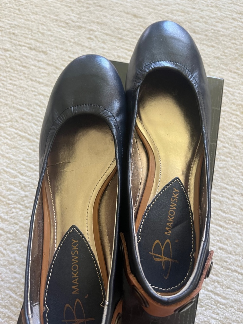 b. makowsky Navy Leather Ballet flats